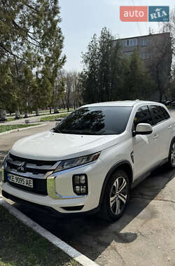 Внедорожник / Кроссовер Mitsubishi Outlander 2020 в Новомосковске