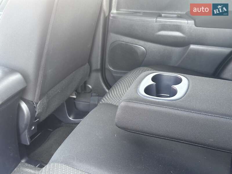 Внедорожник / Кроссовер Mitsubishi Outlander 2016 в Киеве