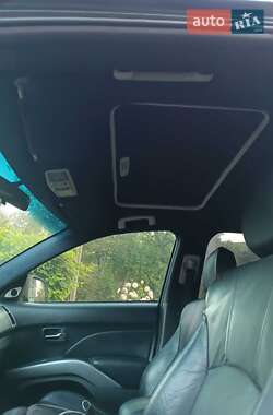 Внедорожник / Кроссовер Mitsubishi Outlander 2008 в 