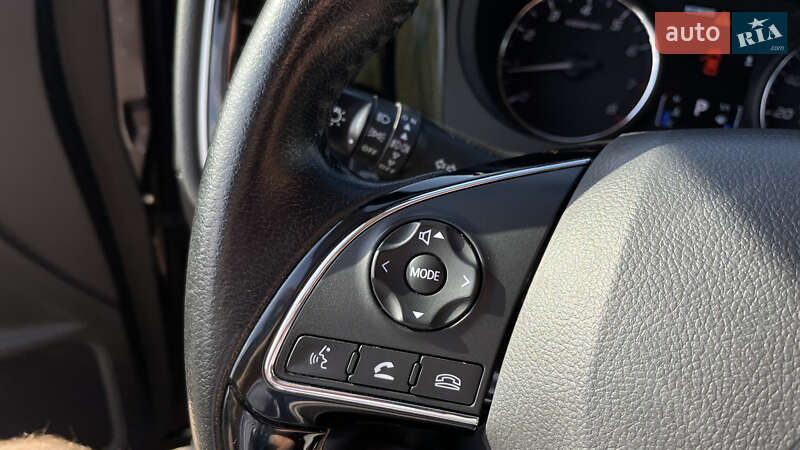 Позашляховик / Кросовер Mitsubishi Outlander 2015 в Кривому Розі фото 21 Позашляховик / Кросовер Mitsubishi Outlander 2015 в Кривому Розі