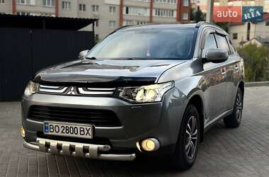 Внедорожник / Кроссовер Mitsubishi Outlander 2013 в Тернополе