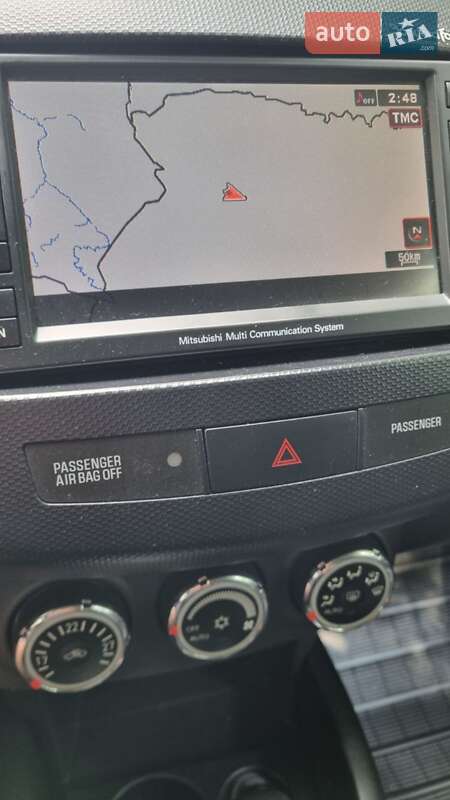 Внедорожник / Кроссовер Mitsubishi Outlander 2011 в Луцке