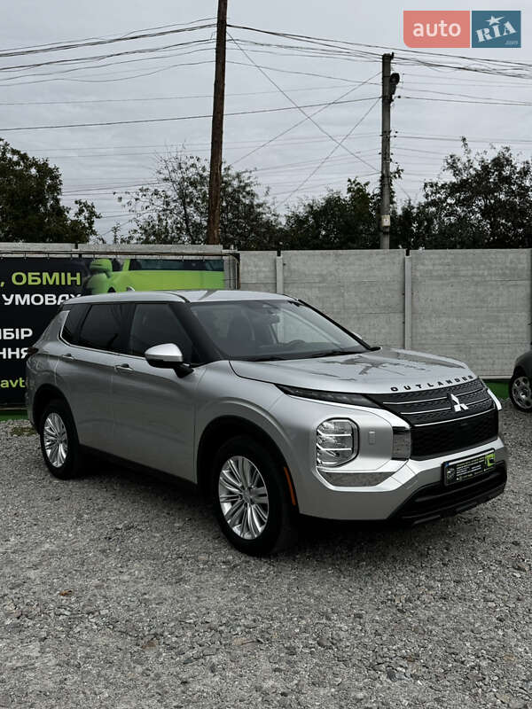 Внедорожник / Кроссовер Mitsubishi Outlander 2022 в Белой Церкви