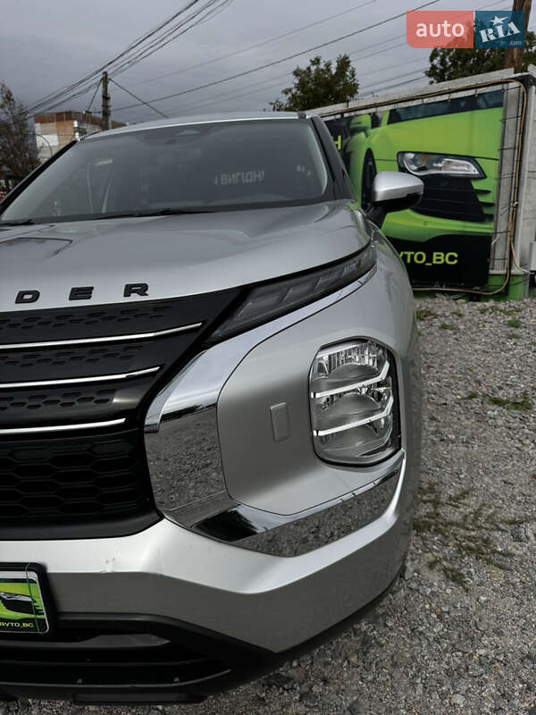 Внедорожник / Кроссовер Mitsubishi Outlander 2022 в Белой Церкви