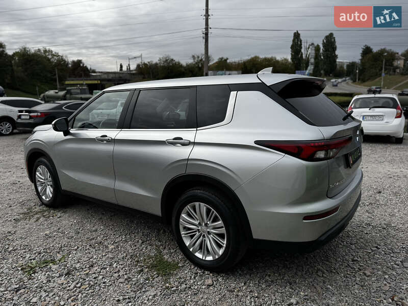 Внедорожник / Кроссовер Mitsubishi Outlander 2022 в Белой Церкви