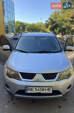 Mitsubishi Outlander 2008