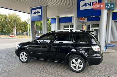 Внедорожник / Кроссовер Mitsubishi Outlander 2007 в 