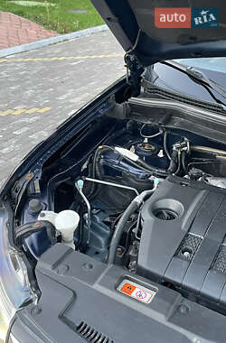 Внедорожник / Кроссовер Mitsubishi Outlander 2013 в 