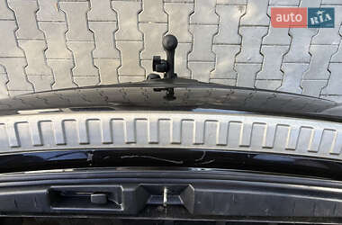 Внедорожник / Кроссовер Mitsubishi Outlander 2010 в 