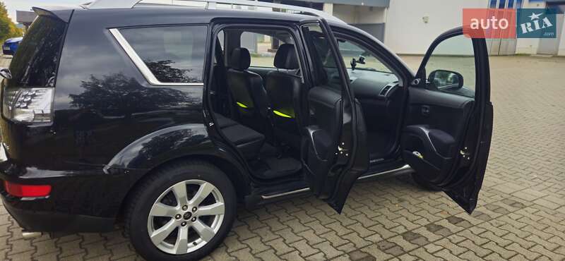 Внедорожник / Кроссовер Mitsubishi Outlander 2010 в Ирпене