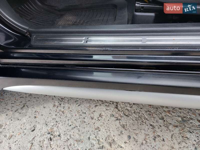 Внедорожник / Кроссовер Mitsubishi Outlander 2006 в Черкассах