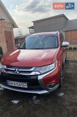 Внедорожник / Кроссовер Mitsubishi Outlander 2016 в Сумах