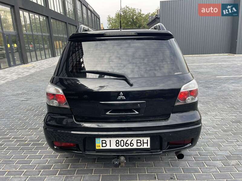 Внедорожник / Кроссовер Mitsubishi Outlander 2006 в Полтаве