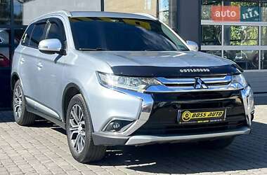Mitsubishi Outlander 2015