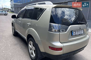 Внедорожник / Кроссовер Mitsubishi Outlander 2007 в 