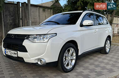 Mitsubishi Outlander 2013