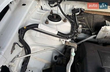 Внедорожник / Кроссовер Mitsubishi Outlander 2013 в 