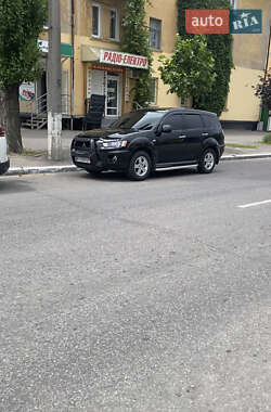 Mitsubishi Outlander 2012
