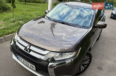 Mitsubishi Outlander 2018