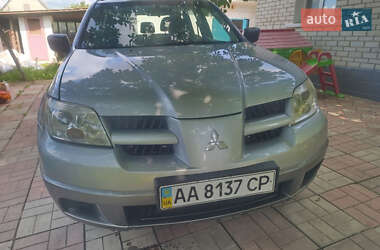 Позашляховик / Кросовер Mitsubishi Outlander 2007 в Києві