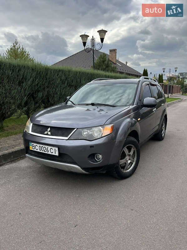 Внедорожник / Кроссовер Mitsubishi Outlander 2008 в Львове