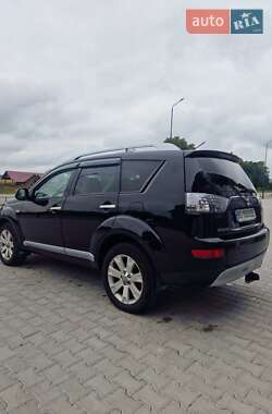Внедорожник / Кроссовер Mitsubishi Outlander 2007 в 