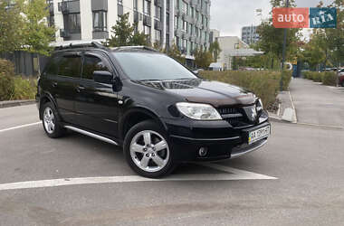 Внедорожник / Кроссовер Mitsubishi Outlander 2008 в 