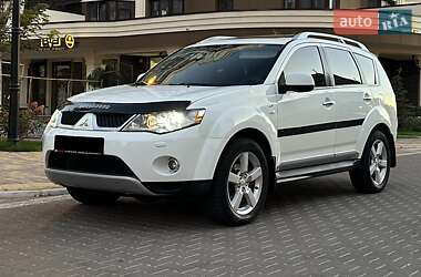 Внедорожник / Кроссовер Mitsubishi Outlander 2010 в Киеве