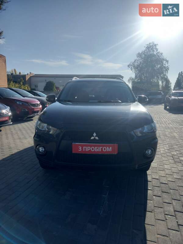 Позашляховик / Кросовер Mitsubishi Outlander 2010 в Полтаві