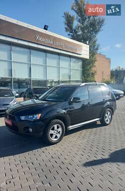 Mitsubishi Outlander 2010