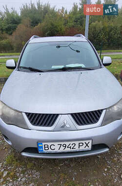 Mitsubishi Outlander 2008