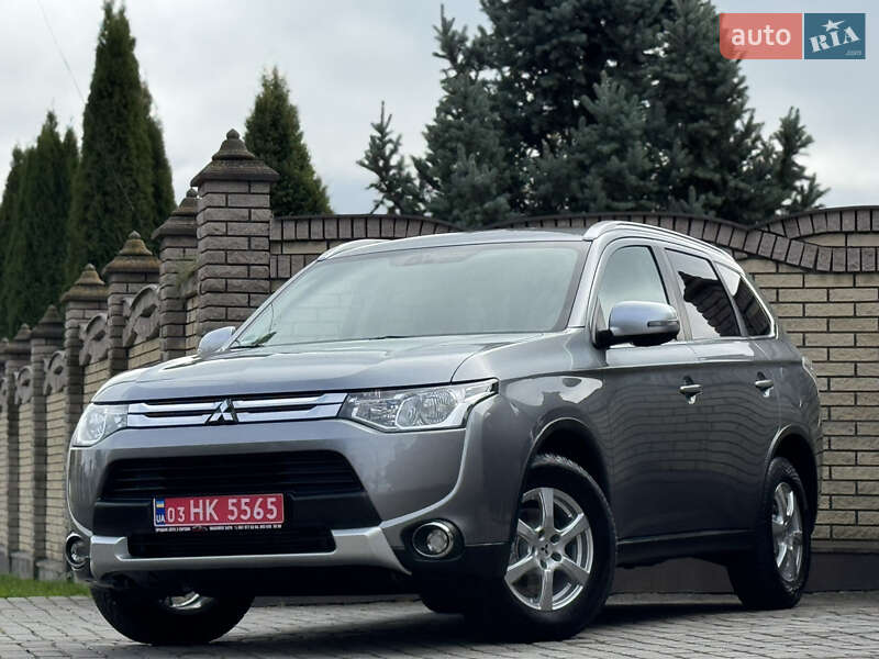 Mitsubishi Outlander 2015
