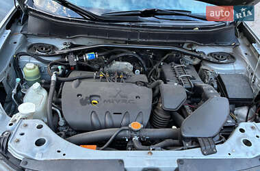 Внедорожник / Кроссовер Mitsubishi Outlander 2008 в 