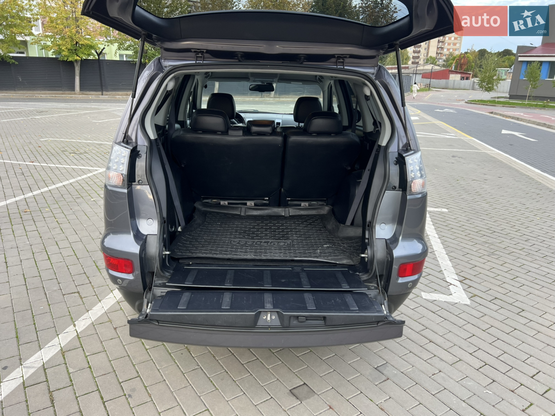 2011 Mitsubishi Outlander - мініатюра 9