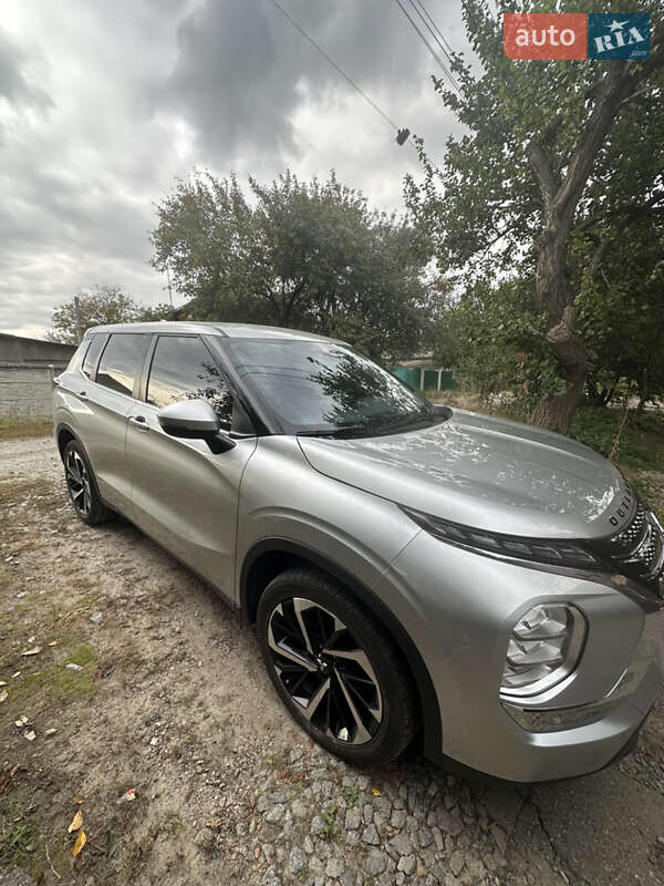 Позашляховик / Кросовер Mitsubishi Outlander 2021 в Харкові фото 4 Позашляховик / Кросовер Mitsubishi Outlander 2021 в Харкові