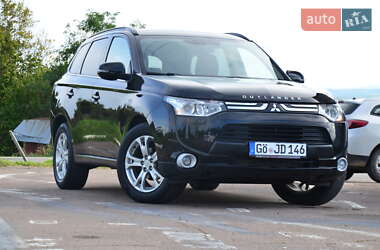 Mitsubishi Outlander 2013