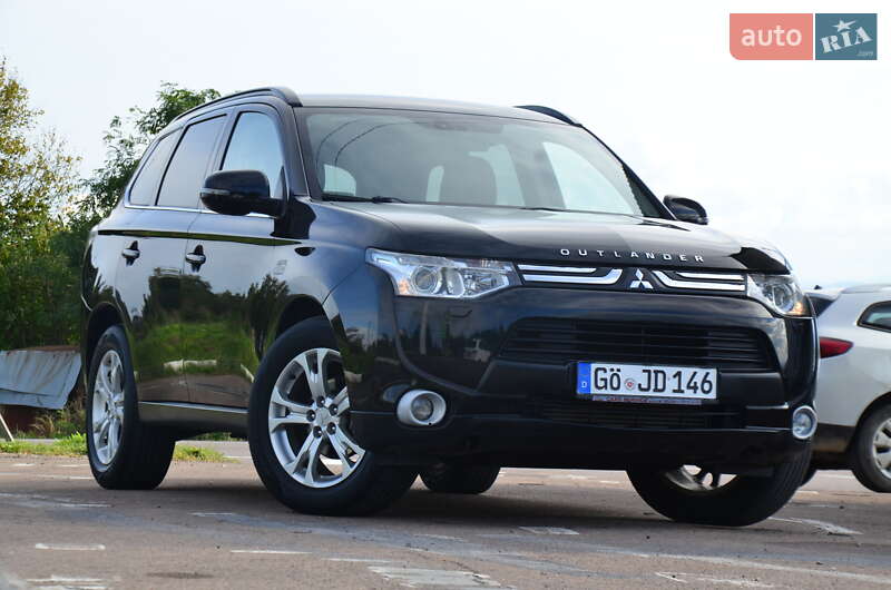 Внедорожник / Кроссовер Mitsubishi Outlander 2013 в Дрогобыче