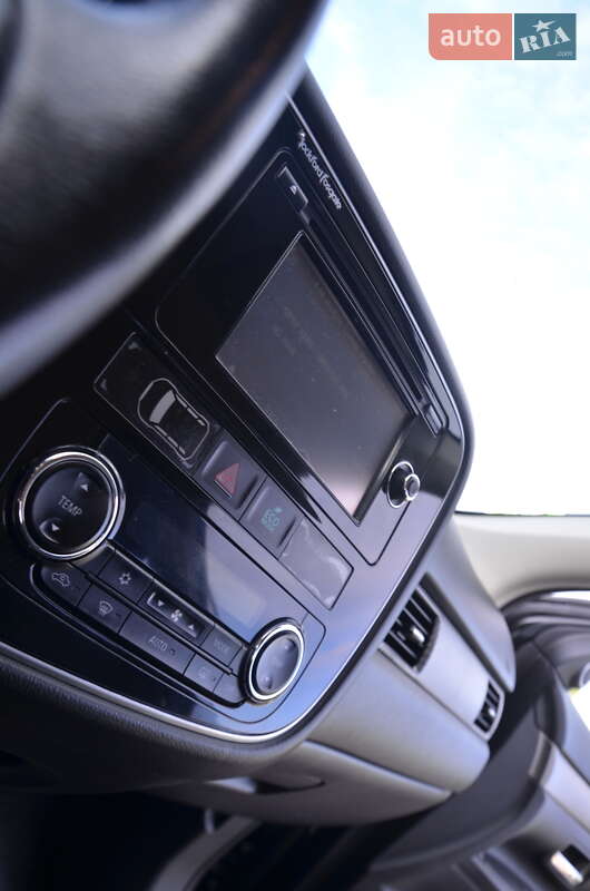 Внедорожник / Кроссовер Mitsubishi Outlander 2013 в Дрогобыче