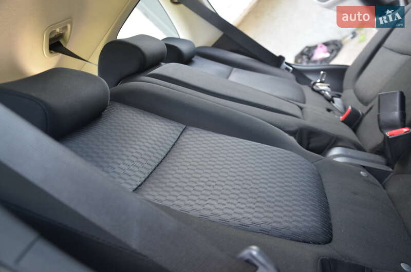 Внедорожник / Кроссовер Mitsubishi Outlander 2013 в Дрогобыче