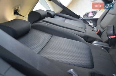 Внедорожник / Кроссовер Mitsubishi Outlander 2013 в 