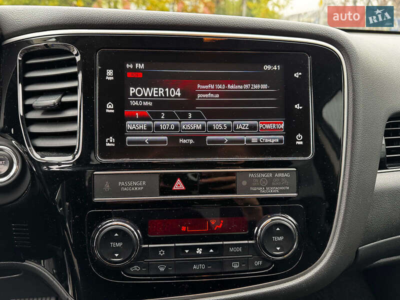 Внедорожник / Кроссовер Mitsubishi Outlander 2019 в Киеве