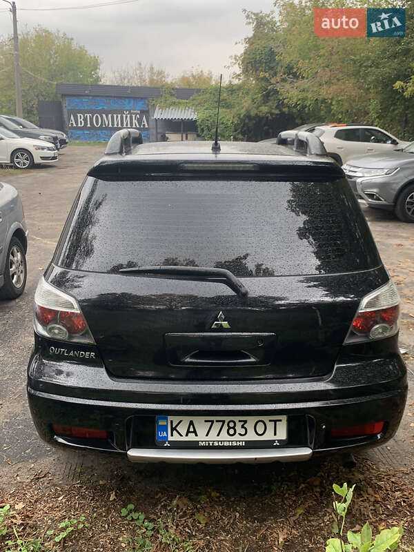 Позашляховик / Кросовер Mitsubishi Outlander 2006 в Василькові