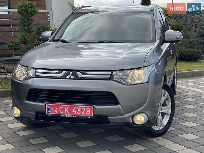Внедорожник / Кроссовер Mitsubishi Outlander 2014 в Стрые