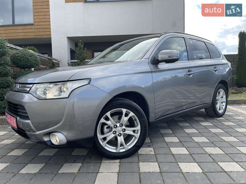 Внедорожник / Кроссовер Mitsubishi Outlander 2014 в Стрые