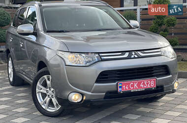 Mitsubishi Outlander 2014