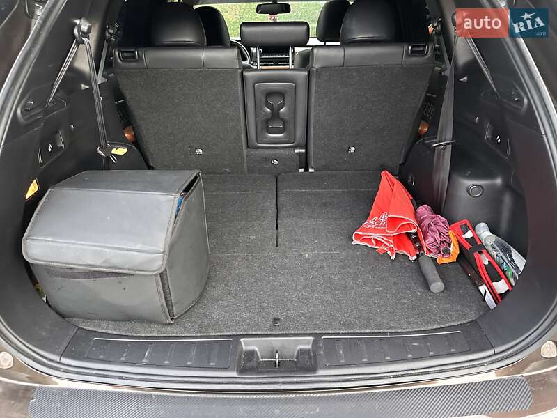 Внедорожник / Кроссовер Mitsubishi Outlander 2021 в Одессе