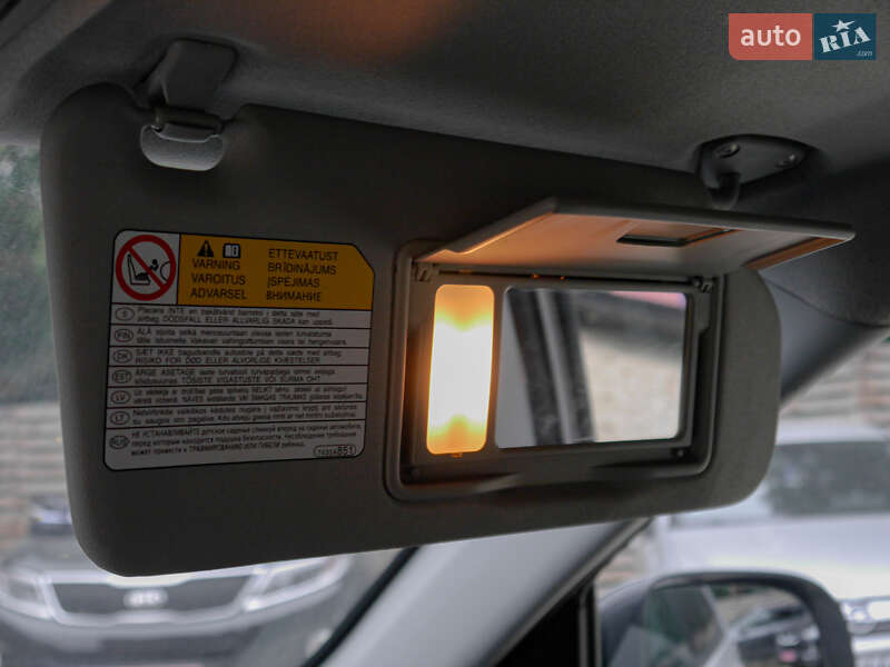 Внедорожник / Кроссовер Mitsubishi Outlander 2010 в Бродах