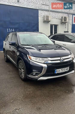 Mitsubishi Outlander 2015