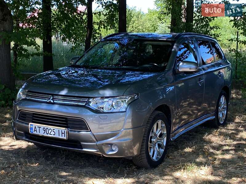 Mitsubishi Outlander 2013