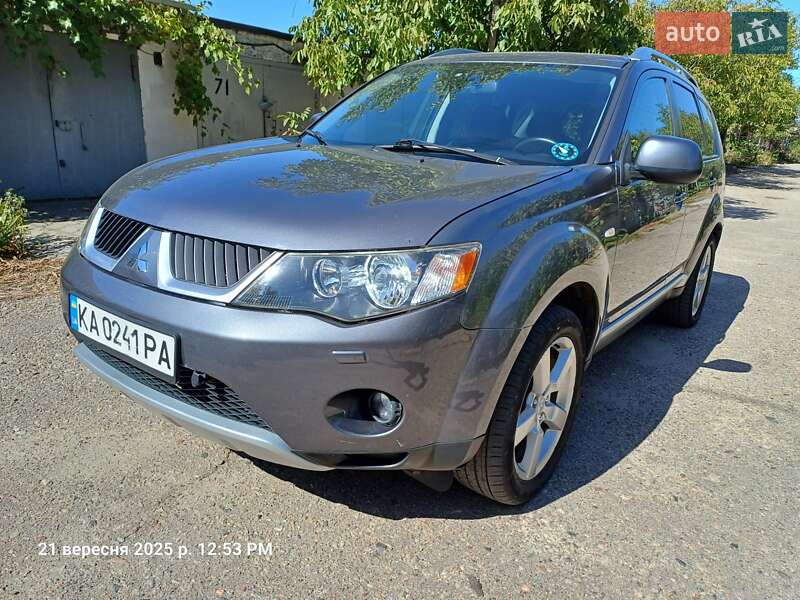Mitsubishi Outlander 2008